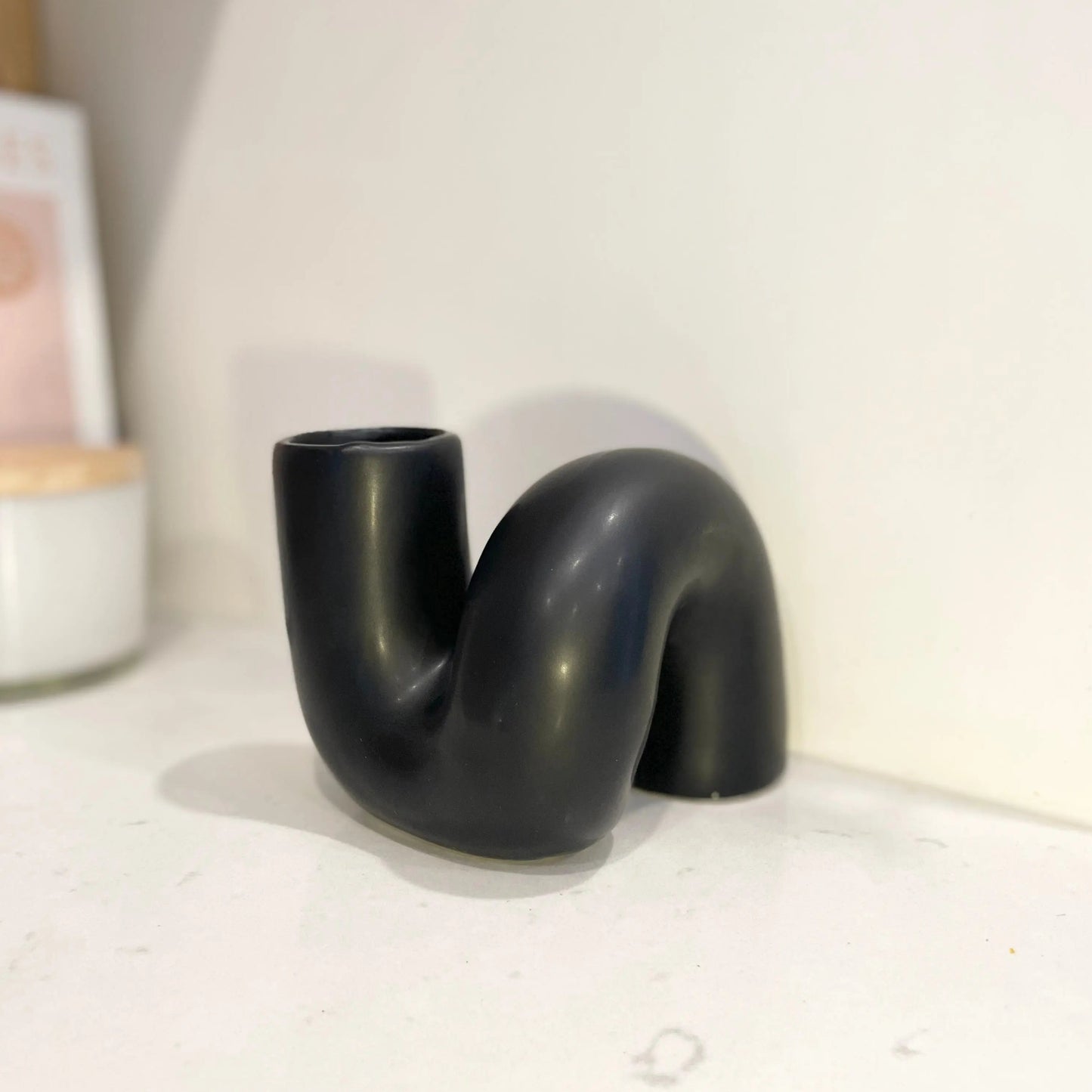 Decorative Curved Vase - Black MATOLI HOME